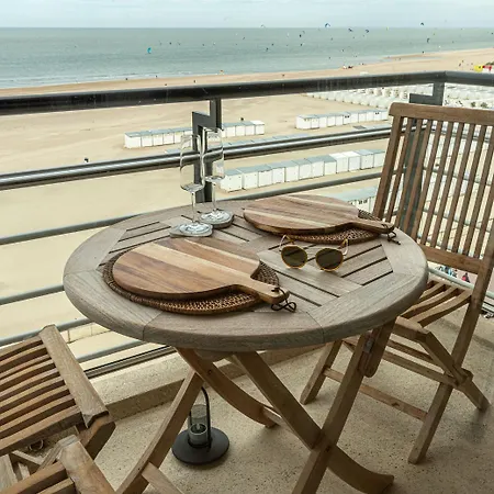 Cavila, Luxe En Stijlvol Aan Zee Apartment